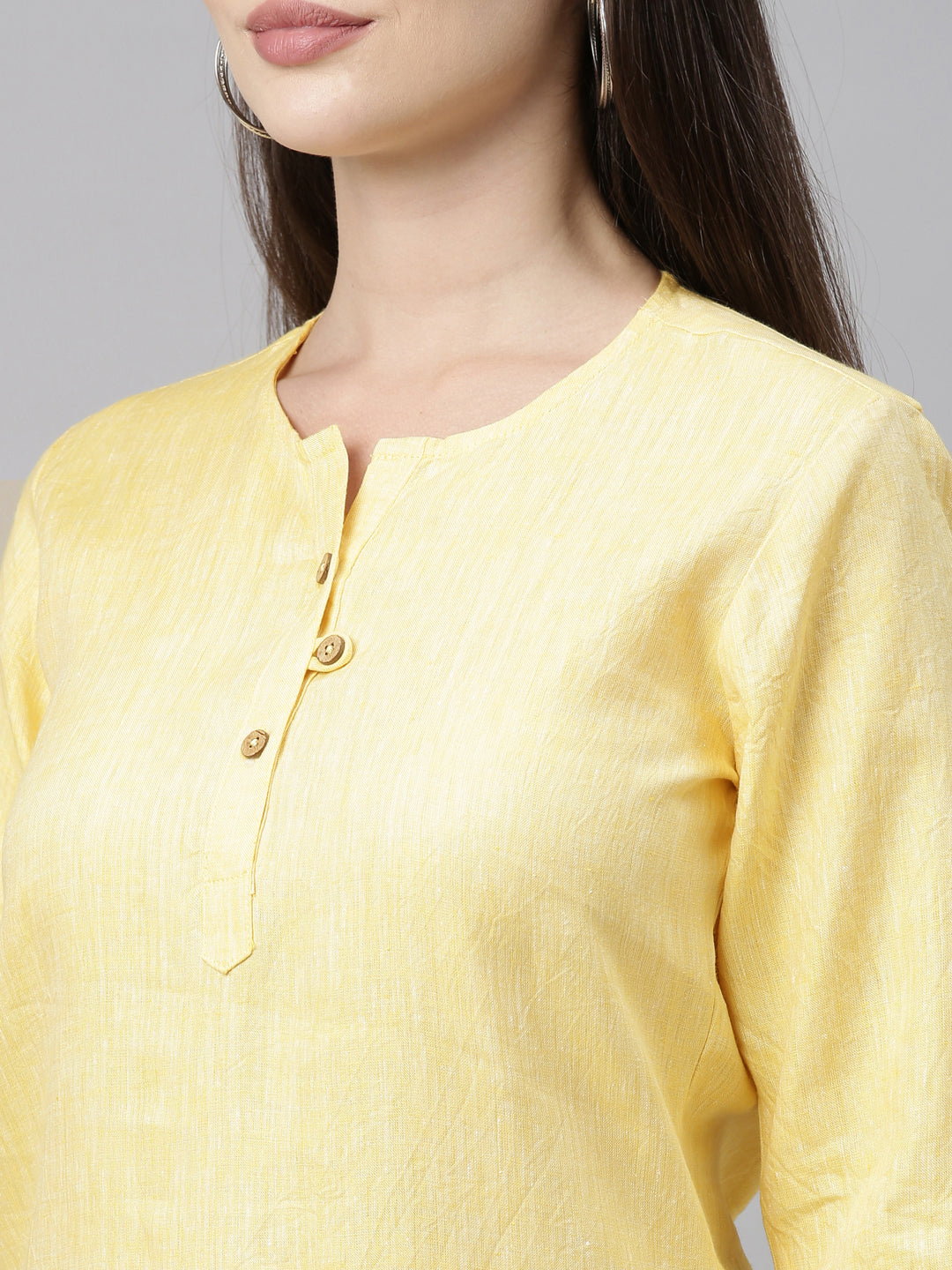 Lemon best sale coloured top