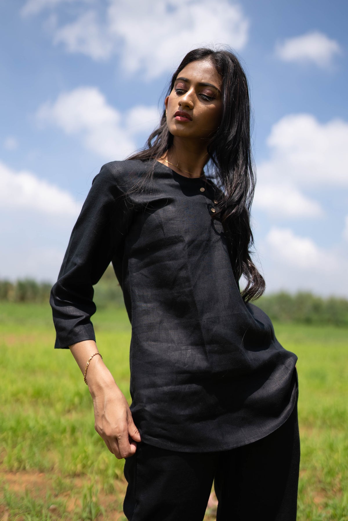 Ecentric Women Regal Black High low Top