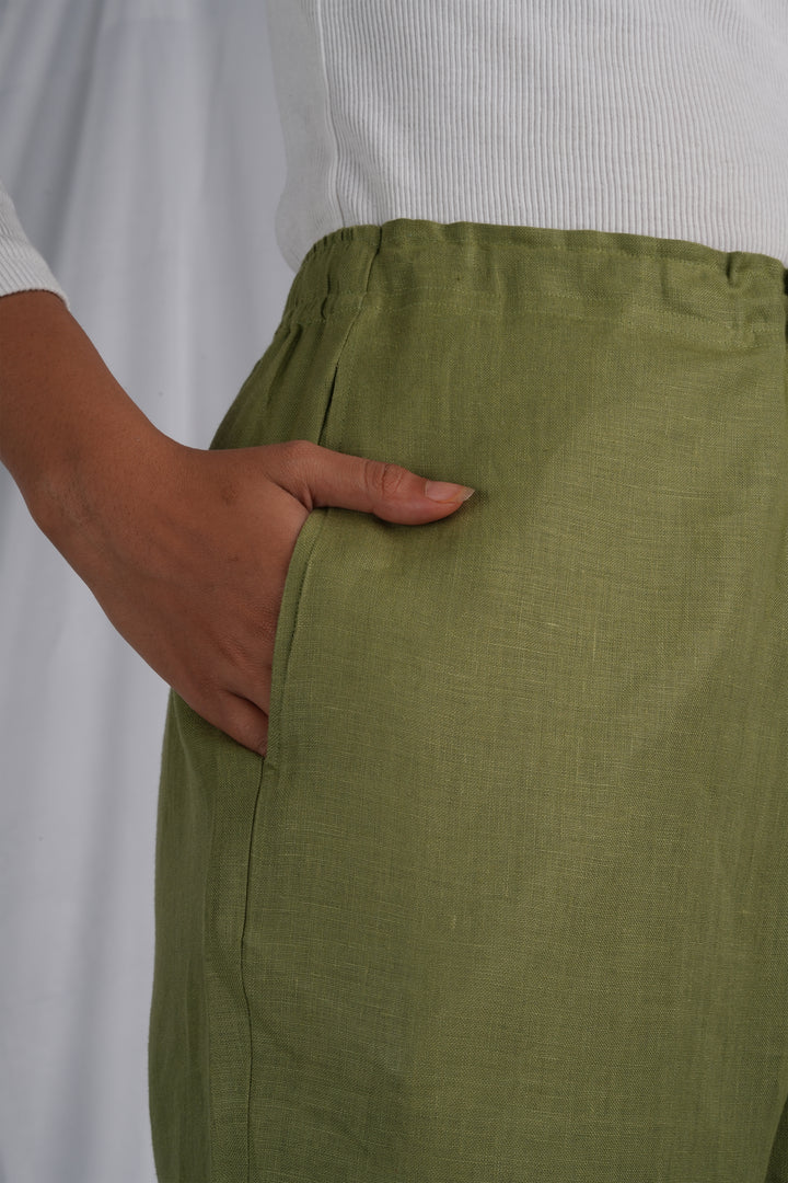 women olive pant with pocket