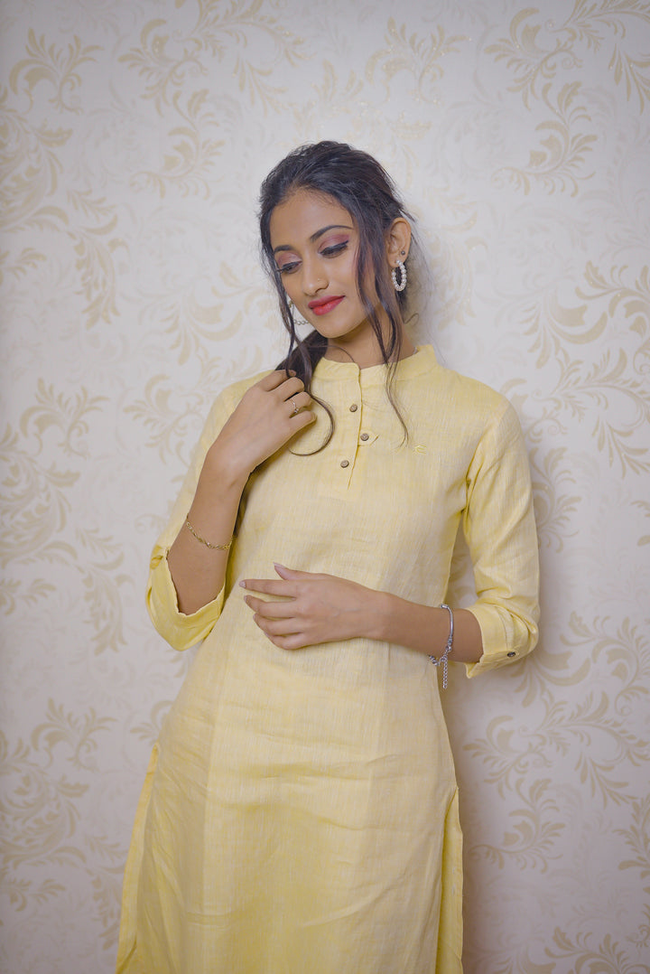 stylish women yellow kurta
